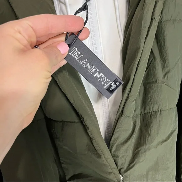 25) NWT BLANK NYC Olive Green & Cream Hooded Quilted Tie Waist Puffer Jacket MED - Picture 5 of 14